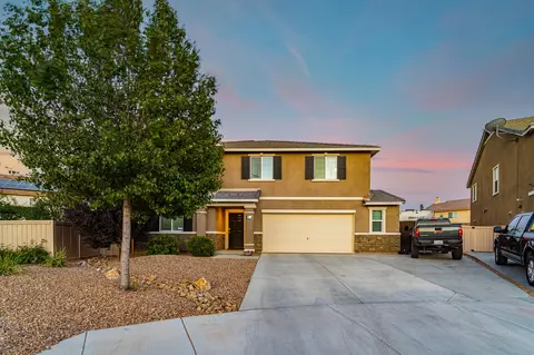 43240 Melody Ln, Lancaster, CA 93535 photo 1