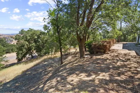 22471 Vaquero Dr, Tehachapi, CA 93561 photo 19