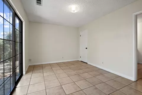22471 Vaquero Dr, Tehachapi, CA 93561 photo 9