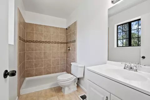 22471 Vaquero Dr, Tehachapi, CA 93561 photo 14