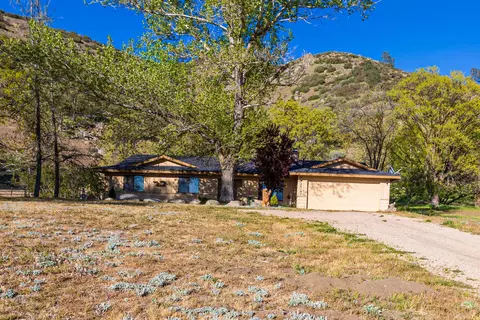 26191 Bear Valley Rd, Tehachapi, CA 93561 photo 3