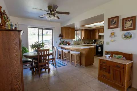 26191 Bear Valley Rd, Tehachapi, CA 93561 photo 7