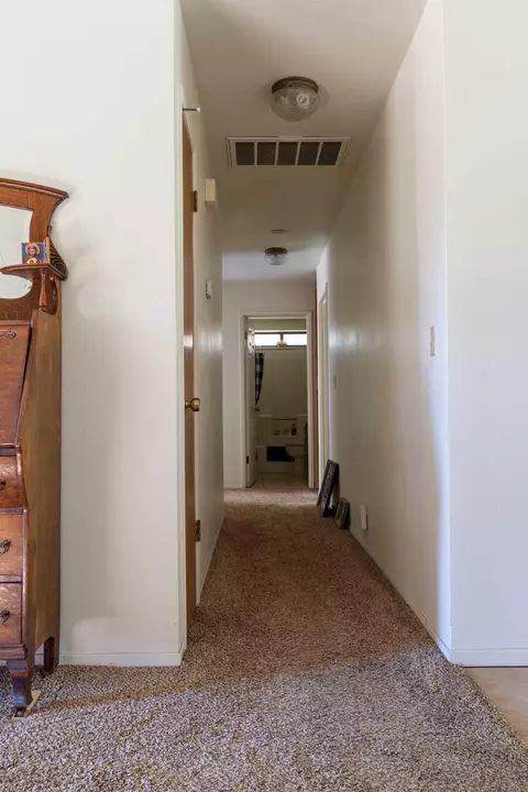 26191 Bear Valley Rd, Tehachapi, CA 93561 photo 10