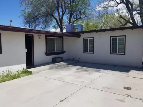 302 Avenue J7 E, Lancaster, CA 93535 photo 2