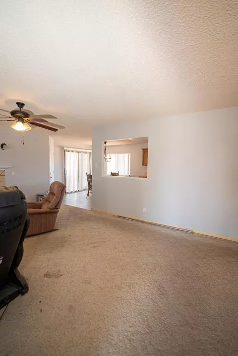 16807 Glendower Ave, North Edwards, CA 93523 photo 10