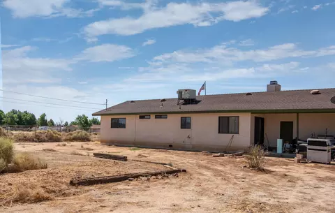 16807 Glendower Ave, North Edwards, CA 93523 photo 7