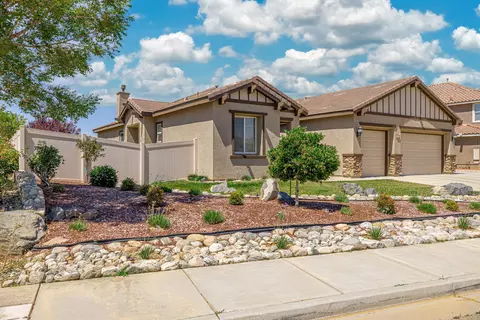 6853 Cabernet Rd, Palmdale, CA 93551 photo 3