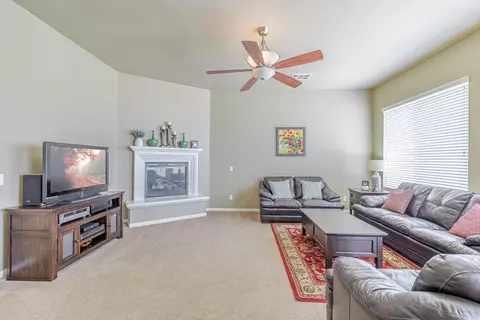 6853 Cabernet Rd, Palmdale, CA 93551 photo 16