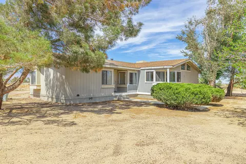 49626 230th St W, Lancaster, CA 93536 photo 3