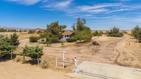 49626 230th St W, Lancaster, CA 93536 photo 28