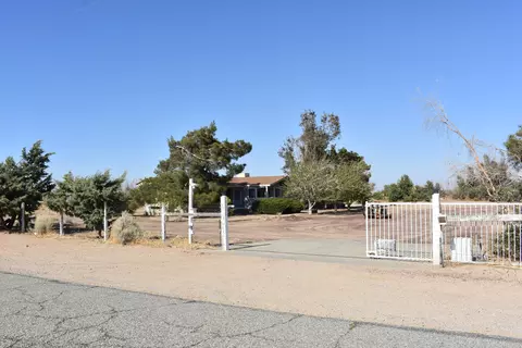 49626 230th St W, Lancaster, CA 93536 photo 1