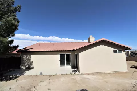 15324 Pearmain St, Adelanto, CA 92301 photo 25