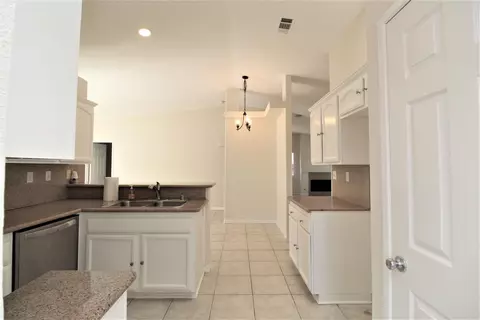 15324 Pearmain St, Adelanto, CA 92301 photo 10