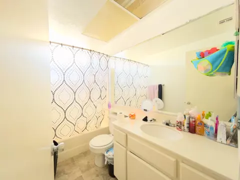 1221 Kildare St E, Lancaster, CA 93535 photo 14