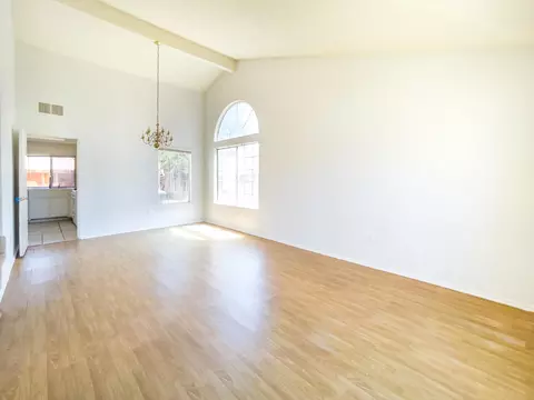 1221 Kildare St E, Lancaster, CA 93535 photo 4