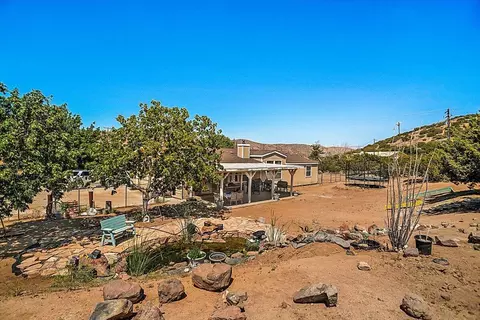 1302 Karak Rd, Acton, CA 93510 photo 14