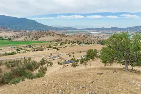 23509 Bertram Cir, Tehachapi, CA 93561 photo 57