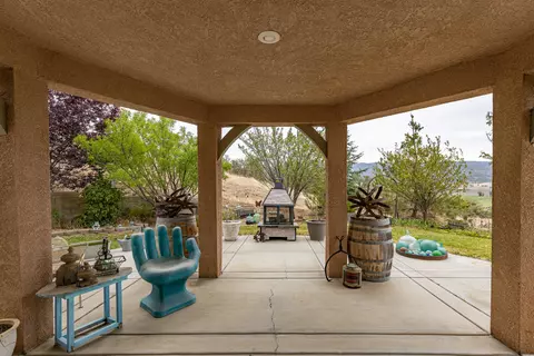 23509 Bertram Cir, Tehachapi, CA 93561 photo 41