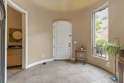 23509 Bertram Cir, Tehachapi, CA 93561 photo 8