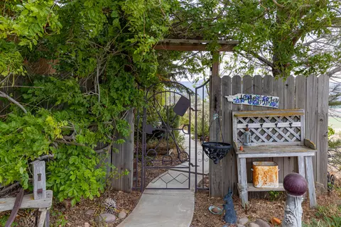 23509 Bertram Cir, Tehachapi, CA 93561 photo 46