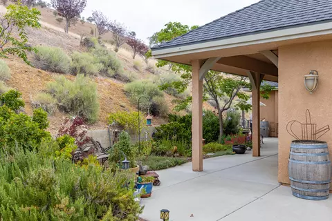 23509 Bertram Cir, Tehachapi, CA 93561 photo 37