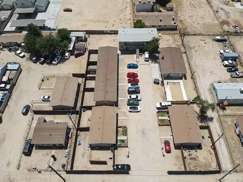2841 B St, Rosamond, CA 93560 photo 6
