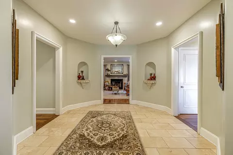 4053 Equestrian Way, Lancaster, CA 93536 photo 9