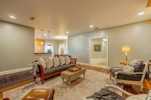 4053 Equestrian Way, Lancaster, CA 93536 photo 13