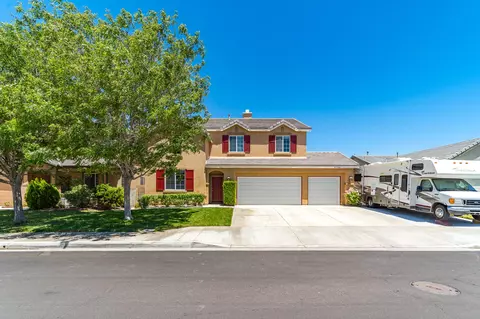 44626 Ruthron Ave, Lancaster, CA 93536 photo 2