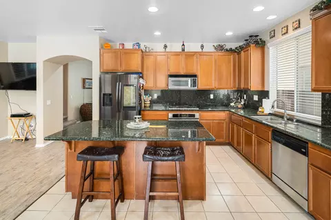 44626 Ruthron Ave, Lancaster, CA 93536 photo 8