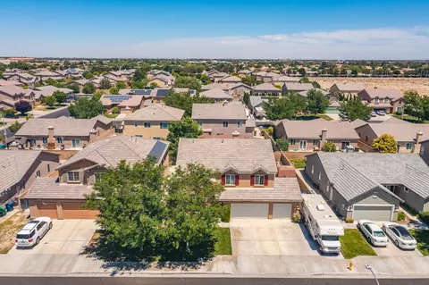 44626 Ruthron Ave, Lancaster, CA 93536 photo 30