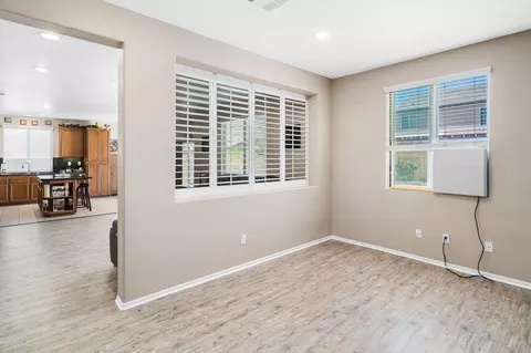 44626 Ruthron Ave, Lancaster, CA 93536 photo 13
