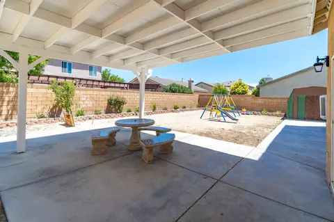 44626 Ruthron Ave, Lancaster, CA 93536 photo 26
