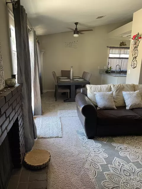1342 Avenue J5 E, Lancaster, CA 93535 photo 4