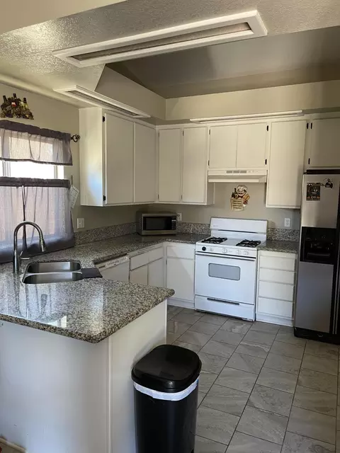 1342 Avenue J5 E, Lancaster, CA 93535 photo 6
