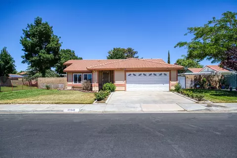 37642 45th St E, Palmdale, CA 93552 photo 1
