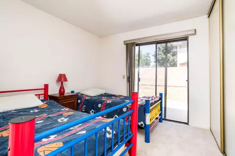 37642 45th St E, Palmdale, CA 93552 photo 6