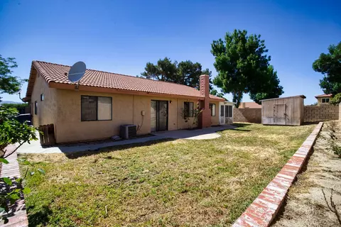 37642 45th St E, Palmdale, CA 93552 photo 12