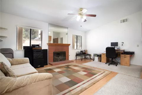 37642 45th St E, Palmdale, CA 93552 photo 5