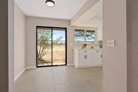 38711 26th St E, Palmdale, CA 93550 photo 16