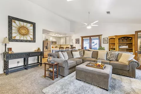 28781 Gleneagle Ct, Tehachapi, CA 93561 photo 8
