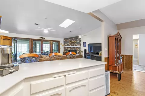 28781 Gleneagle Ct, Tehachapi, CA 93561 photo 13
