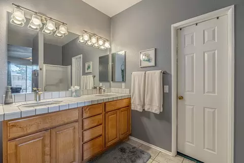 4728 Kindling Ct, Lancaster, CA 93536 photo 16