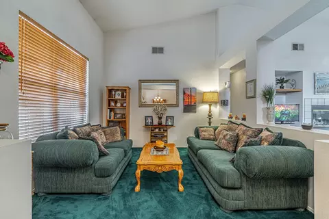 4728 Kindling Ct, Lancaster, CA 93536 photo 9