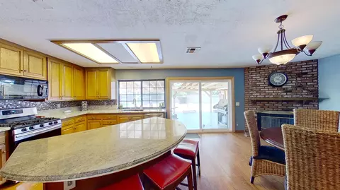 42815 Normandy Ln, Lancaster, CA 93536 photo 9