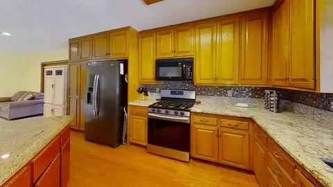42815 Normandy Ln, Lancaster, CA 93536 photo 12