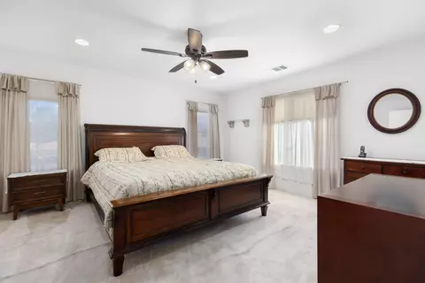 43633 Castle Cir, Lancaster, CA 93535 photo 17