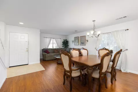 43633 Castle Cir, Lancaster, CA 93535 photo 4