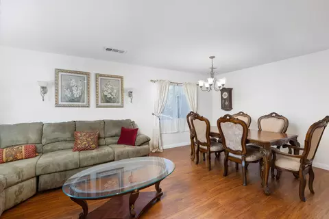 43633 Castle Cir, Lancaster, CA 93535 photo 8