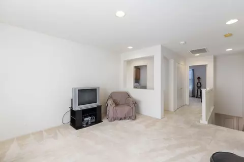 43633 Castle Cir, Lancaster, CA 93535 photo 16